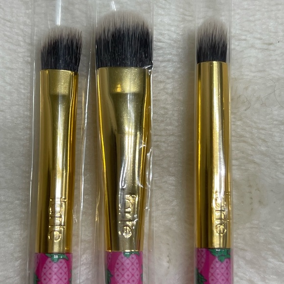 TARTE Eye Brush Set Mini With Flamingo Mini - Picture 4 of 7